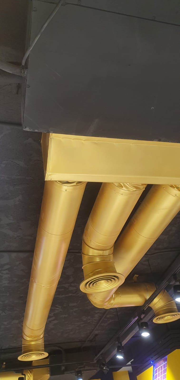 تركيب أجهزة الكونسيلد والفري ستاند